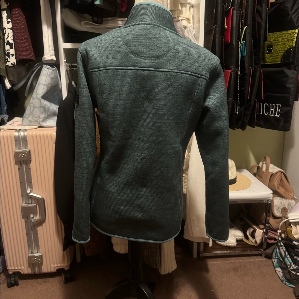 Ascend Jacket - Picture 3 of 11